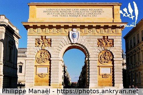 Montpellier : Arc de triomphe (Au long du Golfe d'Aigues-Mortes / Trekking / France / Hérault - FR-34) © Philippe Manaël
