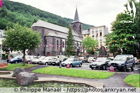 Eglise Saint-Pardoux, Mont-Dore (Auvergne, au pays des volcans / Trekking / France / Auvergne - FR-63) © Philippe Manaël