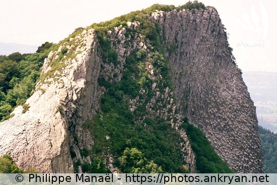 Roche Tuilière, 2 (Auvergne, au pays des volcans / Trekking / France / Auvergne - FR-63) © Philippe Manaël