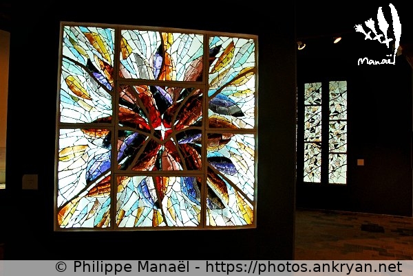 Exposition de vitraux : Henri Guérin (Chartres / Ville / France / Eure-et-Loir - FR-28) © Philippe Manaël