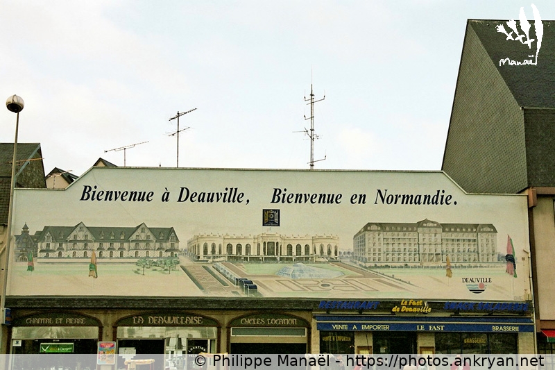 Bienvenue à Deauville (Deauville / Ville / France / Basse-Normandie - FR-14) © Philippe Manaël