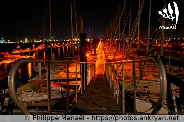 Port des Minimes, nuit (La Rochelle / Ville / France / Poitou-Charentes - FR-17) © Philippe Manaël