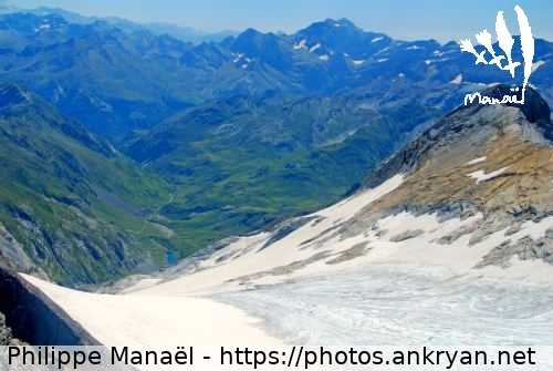 Langue du glacier d'Ossoue 2 (Vignemale, seigneur des Pyrénées / Trekking / France / Midi-Pyrénées - FR-65) © Philippe Manaël