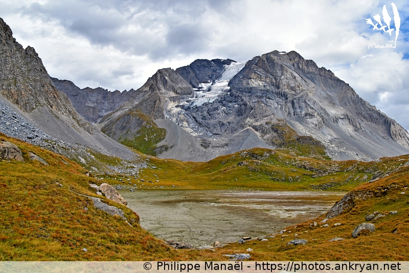 Grande Casse et Lac des Assiettes (Les Balcons de la Vanoise / Trekking / France / Savoie - FR-73) © Philippe Manaël