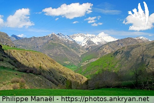 Plateau de Coumely (Les Pyrénées, spécial 10 ans de Natura / Trekking / France / Midi-Pyrénées - FR-65) © Philippe Manaël