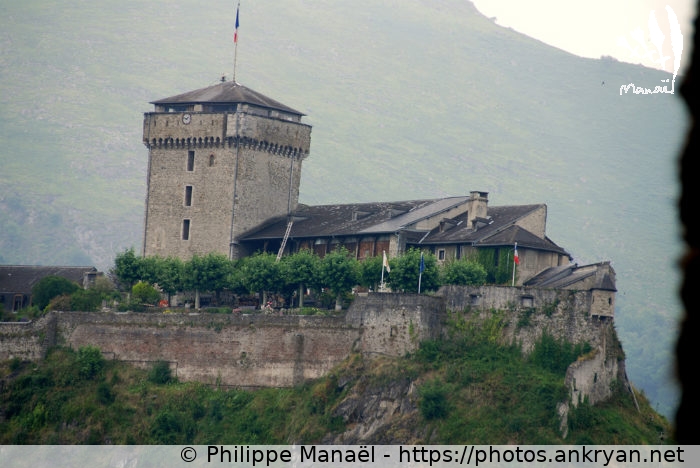 Château-fort (Lourdes / Ville / France / Hautes-Pyrénées - FR-65) © Philippe Manaël