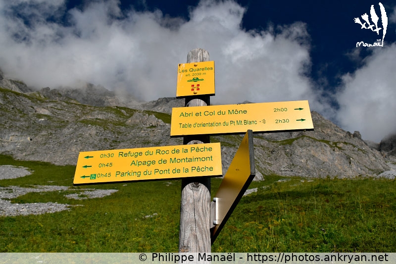 Panneau Les Quarelles (Savoie : Petit Mont Blanc / Balade / France) © Philippe Manaël