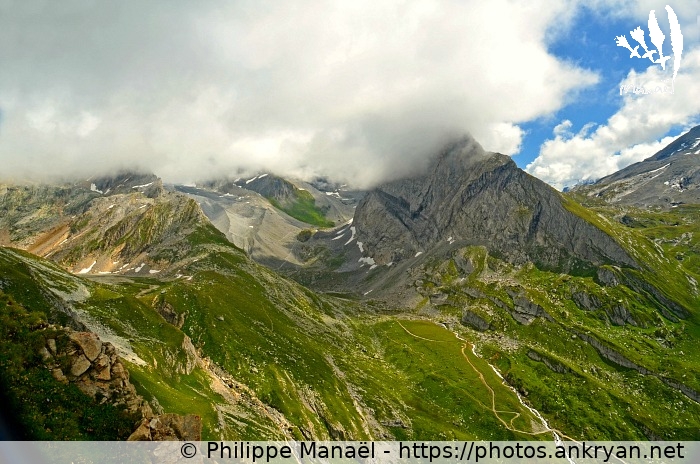 Vallon de la Glière, depuis le col Noir (Savoie : Col de la Vanoise / Balade / France / Savoie - FR-73) © Philippe Manaël