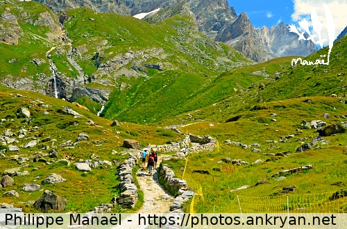 Route du Sel et des Fromages 2 (Pralognan-la-Vanoise / Ville / France / Savoie - FR-73) © Philippe Manaël