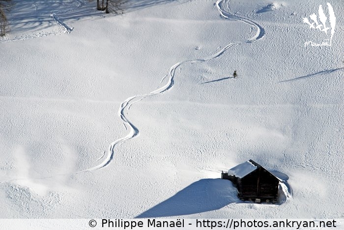 Chalet de l'Eychaillon (Queyras, nouvel an à Molines / Trekking / France / Hautes-Alpes - FR-05) © Philippe Manaël
