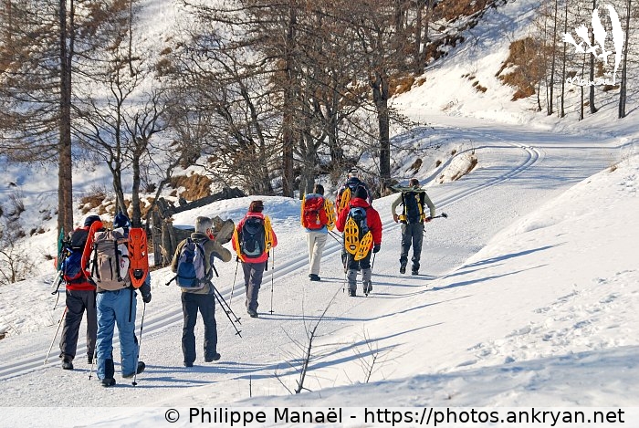 Belle piste enneigée (Queyras, nouvel an à Molines / Trekking / France / Hautes-Alpes - FR-05) © Philippe Manaël