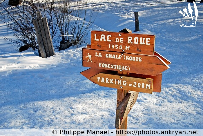 Pancarte du lac de Roue (Queyras, nouvel an à Molines / Trekking / France / Hautes-Alpes - FR-05) © Philippe Manaël