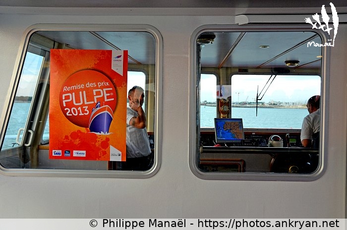 Cabine de pilotage - L'Espérance 1 (Remise des prix PULPE 2013 / Sortie en mer / France) © Philippe Manaël