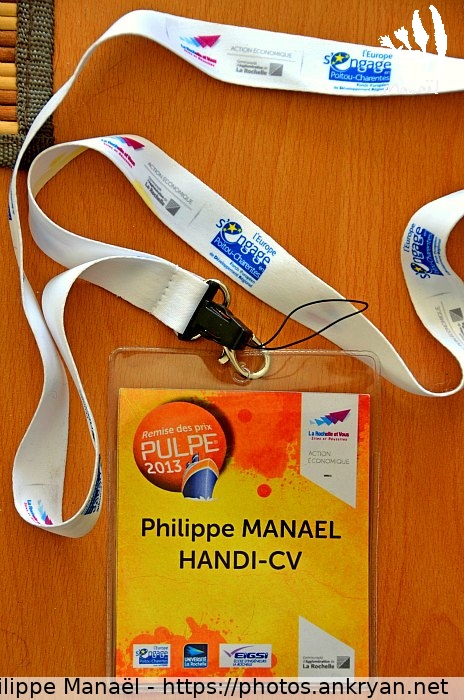 Badge (Remise des prix PULPE 2013 / Sortie en mer / France) © Philippe Manaël