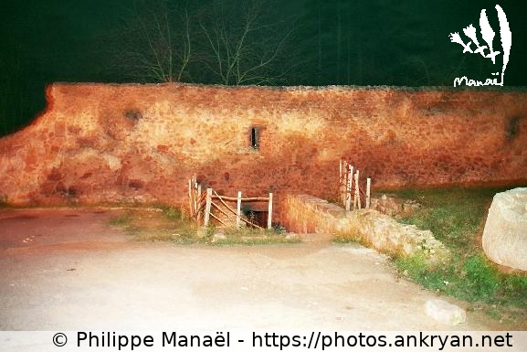 Mur d'enceinte de Châtenois (Alsace Médiévale : Réveillon de l'an / Trekking / France / Alsace - FR-67) © Philippe Manaël