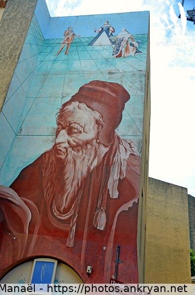 Fresque murale de Nostradamus (Salon-de-Provence / Ville / France / Bouches-du-Rhône - FR-13) © Philippe Manaël