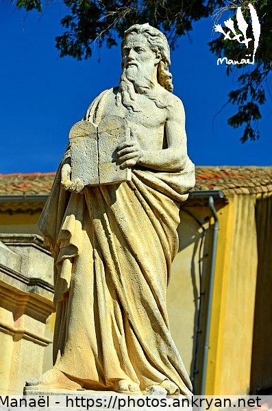 Statue de Moïse (Salon-de-Provence / Ville / France / Bouches-du-Rhône - FR-13) © Philippe Manaël