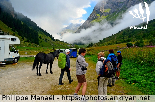 Participants au trekking (Tour des Glaciers de la Vanoise / Trekking / France / Savoie - FR-73) © Philippe Manaël