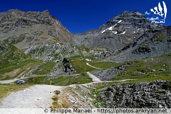 Sentier pour le Grand Col, Les Arcs (Traversée de la Vanoise / Trekking / France / Savoie - FR-73) © Philippe Manaël