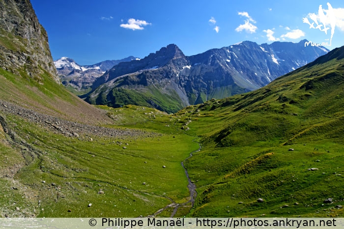 Plateau "la Commune d'en Bas", Peisey-Nancroix (Traversée de la Vanoise / Trekking / France) © Philippe Manaël