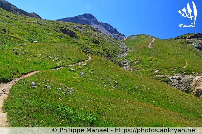 Vers le col du Plan Séry (Traversée de la Vanoise / Trekking / France / Savoie - FR-73) © Philippe Manaël
