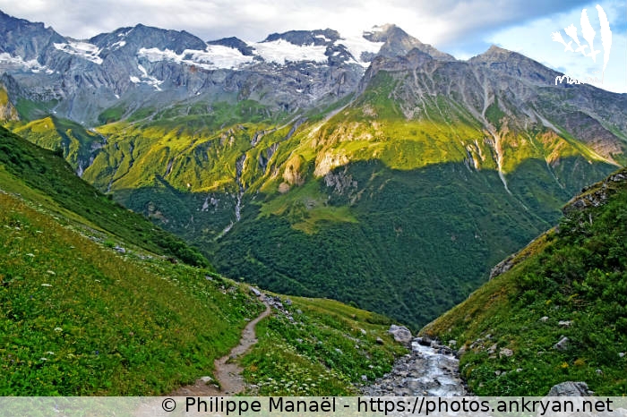 Versant oriental du Grand Bec (Traversée de la Vanoise / Trekking / France / Savoie - FR-73) © Philippe Manaël