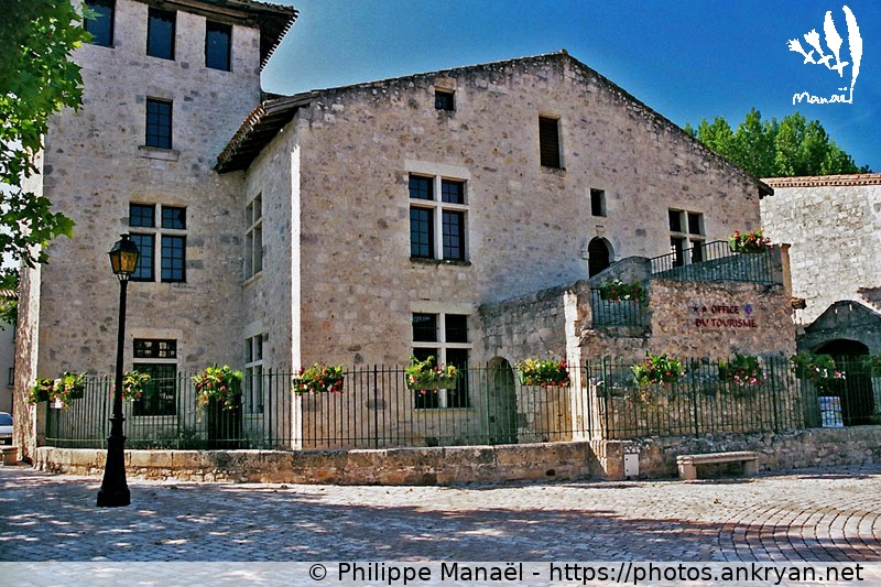 Maison du Roy, Casteljaloux (Traversée des Landes / Trekking / France / Lot-et-Garonne - FR-47) © Philippe Manaël