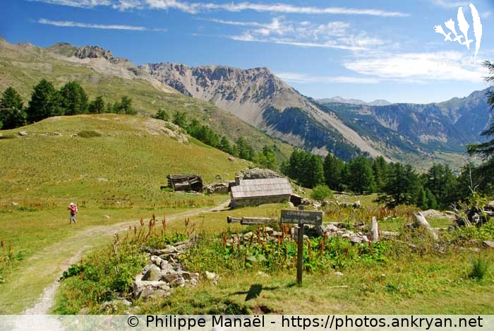 Chemin des Granges (Vallée de la Clarée et Mont Thabor / Trekking / France) © Philippe Manaël