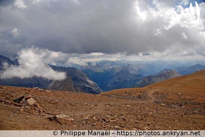 Sentier plat, Mont Thabor (Vallée de la Clarée et Mont Thabor / Trekking / France / Hautes-Alpes - FR-05) © Philippe Manaël