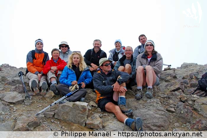 Photo de groupe au Mont Thabor (Vallée de la Clarée et Mont Thabor / Trekking / France / Hautes-Alpes - FR-05) © Philippe Manaël