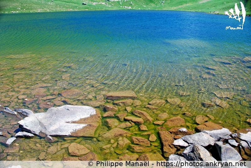 Lac espagnol de Sautaro : transparence (Pyrénées : Vallées des Gaves, les jardins de Pyrène / Balade / France / Huesca - ES) © Philippe Manaël