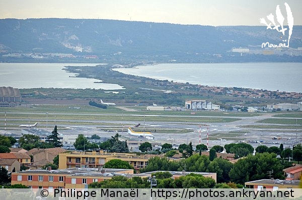Aéroport Marseille Provence - AMP (Vitrolles / Ville / France / Bouches-du-Rhône - FR-13) © Philippe Manaël