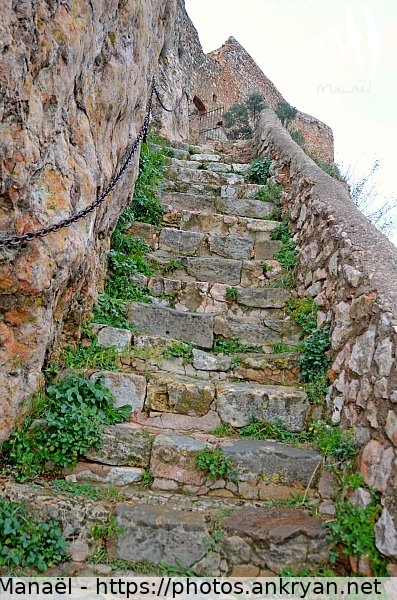 Escalier d'accès au Rocher (Vitrolles / Ville / France / Bouches-du-Rhône - FR-13) © Philippe Manaël