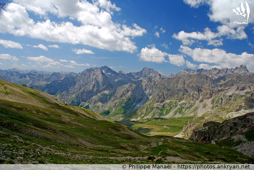Chaîne montagneuse du Haut Val Maïra (Hautes vallées piémontaises / Italie) © Philippe Manaël