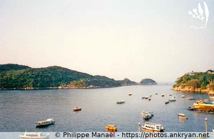 Ile de la Roqueta (Nouvel an, baie d'Acapulco / Mexique / Guerrero - MX) © Philippe Manaël