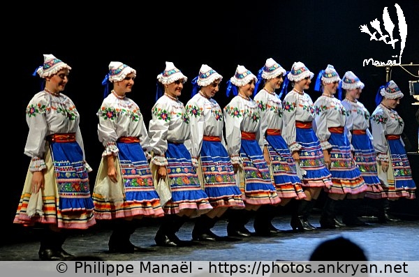 photo n°9 (Ukraine : Ballet Gorytsvit / Mondial'Folk de Plozévet 2014 / Festival / France / Bretagne - FR-29) © Philippe Manaël