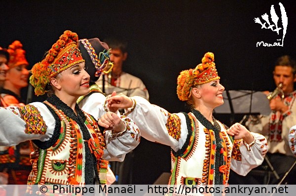 photo n°4 (Ukraine : Ballet Gorytsvit / Mondial'Folk de Plozévet 2014 / Festival / France / Bretagne - FR-29) © Philippe Manaël