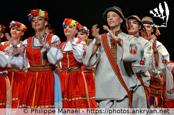 photo n°10 (Ukraine : Ballet Gorytsvit / Mondial'Folk de Plozévet 2014 / Festival / France / Bretagne - FR-29) © Philippe Manaël
