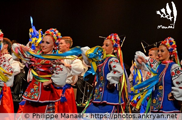 photo n°21 (Ukraine : Ballet Gorytsvit / Mondial'Folk de Plozévet 2014 / Festival / France / Bretagne - FR-29) © Philippe Manaël