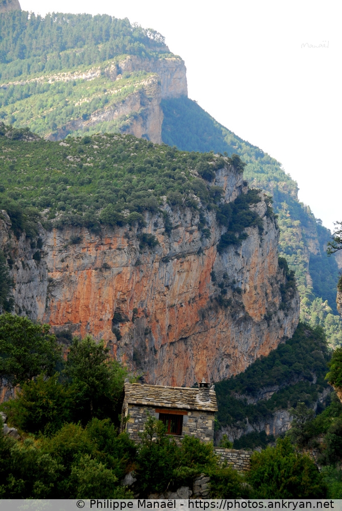 Maisonnette, Canyon d'Anisclo (Cirques et Canyons du Mont Perdu / Espagne / Huesca - ES) © Philippe Manaël