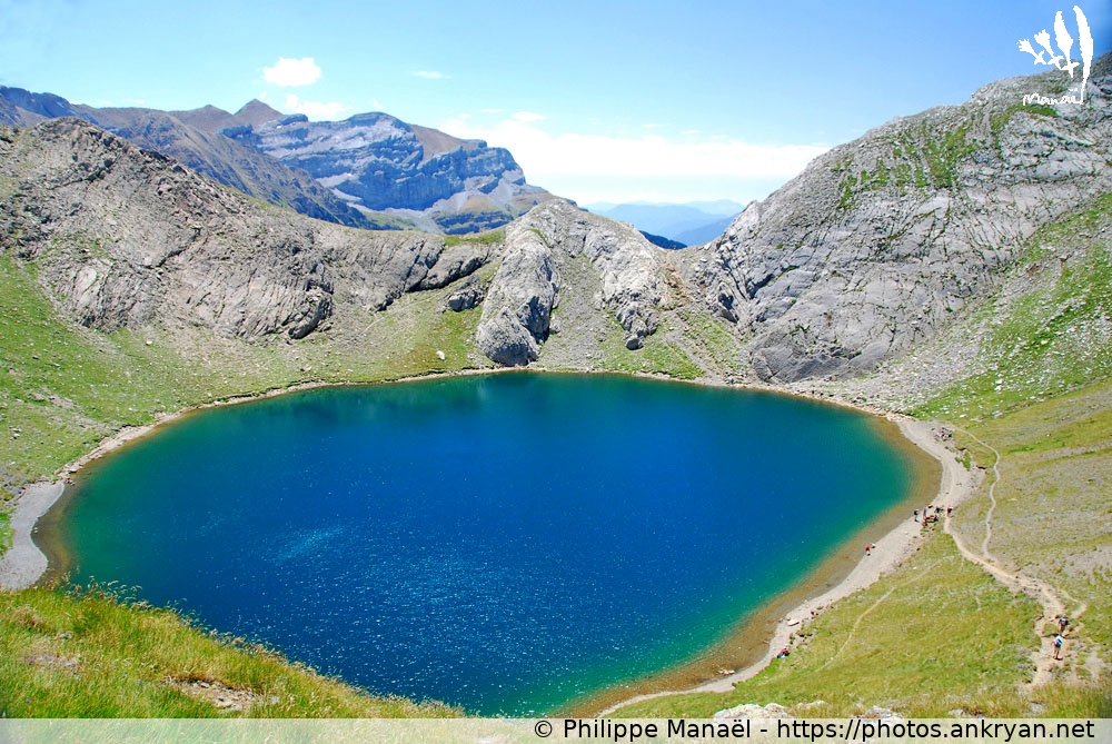 Lac de Bernatoire (Grand Vignemale, seigneur des Pyrénées / Espagne / Huesca - ES) © Philippe Manaël