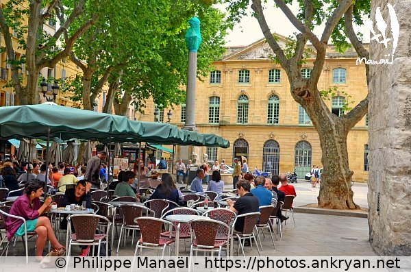 Place de l'Hôtel-de-ville (Aix-en-Provence / Ville / France / Bouches-du-Rhône - FR-13) © Philippe Manaël