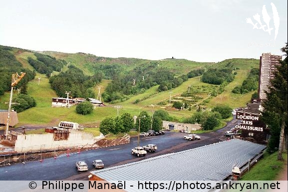 Panorama sur Super-Besse (Auvergne, au pays des volcans / Trekking / France / Auvergne - FR-63) © Philippe Manaël