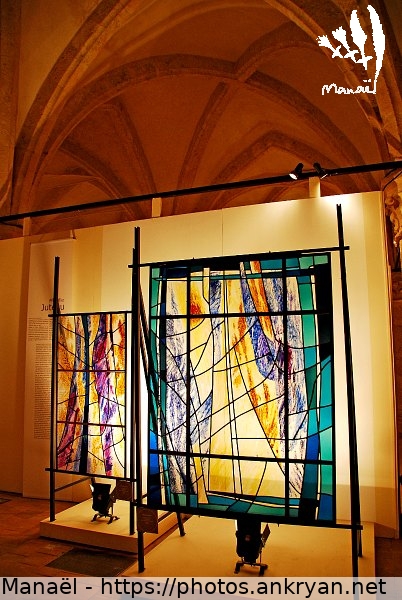 Exposition de vitraux, 3 (Chartres / Ville / France / Eure-et-Loir - FR-28) © Philippe Manaël