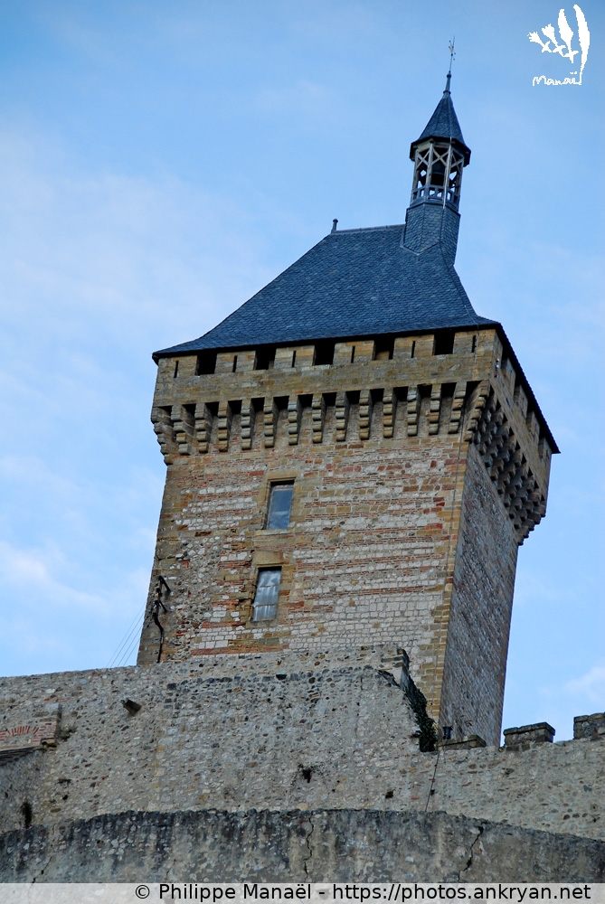 Tour carrée, château de Foix (Foix / Ville / France / Midi-Pyrénées - FR-09) © Philippe Manaël