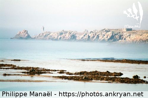 Baie de Lampaul et Pointe de Pern (Ile d'Ouessant / Ile / France / Bretagne - FR-29) © Philippe Manaël