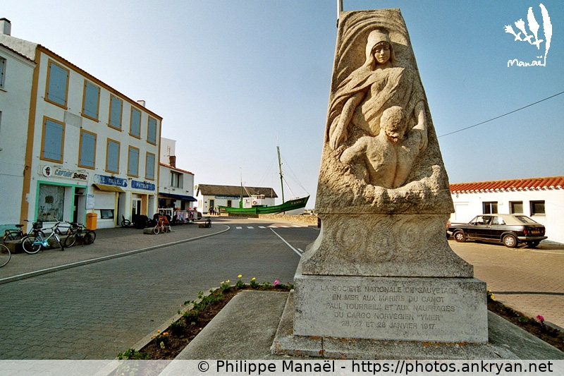Monument "Norvégien" (Ile d'Yeu / Ile / France / Pays-de-la-Loire - FR-85) © Philippe Manaël