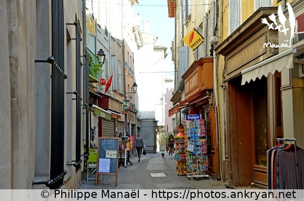 Rue Carnot, 2 (L'Isle-sur-la-Sorgue / Ville / France / Vaucluse - FR-84) © Philippe Manaël