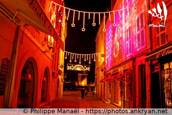 Noël : Rue du Port (La Rochelle / Ville / France / Poitou-Charentes - FR-17) © Philippe Manaël
