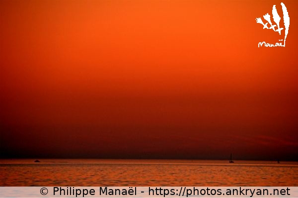 Soleil couchant sur la baie 3 (La Rochelle / Ville / France / Poitou-Charentes - FR-17) © Philippe Manaël